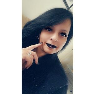 Meet your Posher, Sandy